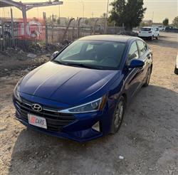 هیۆندای ئەلەنترا